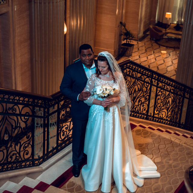 wedding-indoor-stairs-standing-pose-dramatic